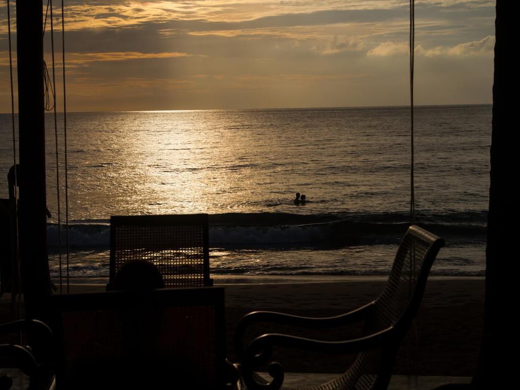 Thejan Beach Cabanas Bentota Exterior photo