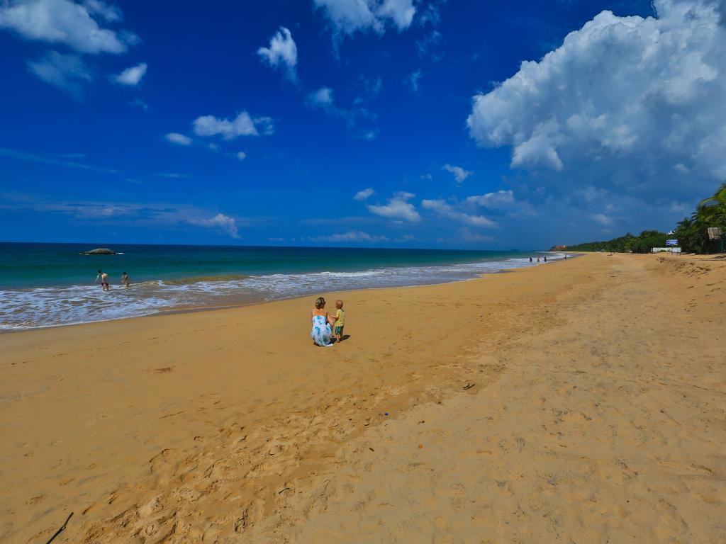 Thejan Beach Cabanas Bentota Exterior photo