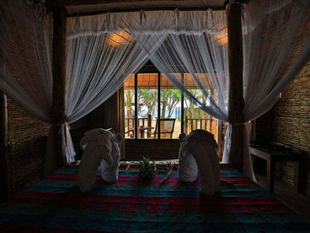 Thejan Beach Cabanas Bentota Room photo