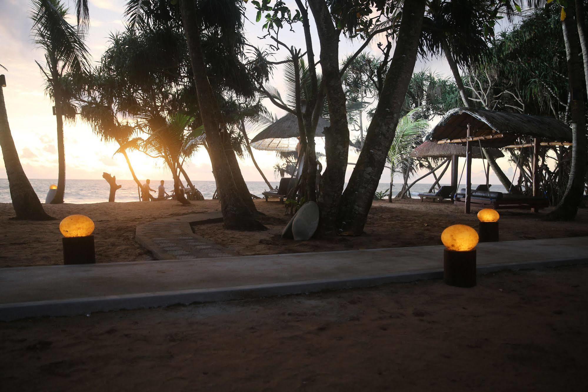 Thejan Beach Cabanas Bentota Exterior photo